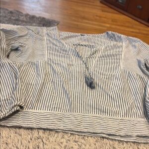 Splendid Gray and White Striped Top